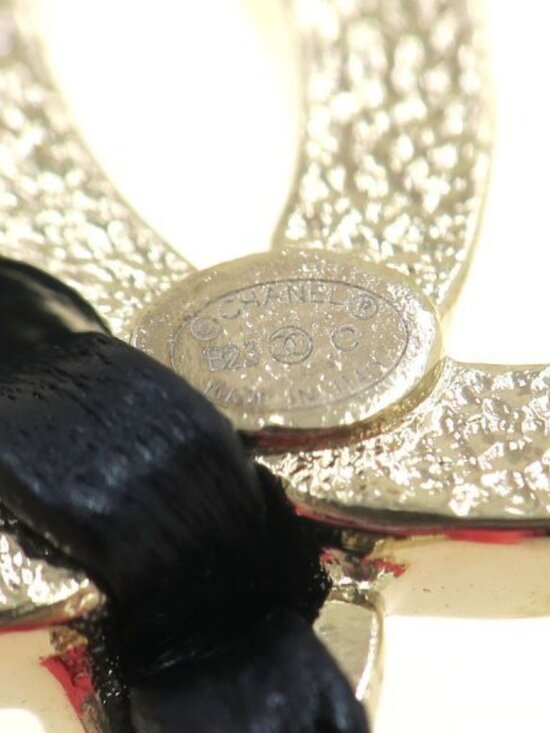 Chanel - Picture 9 of 9